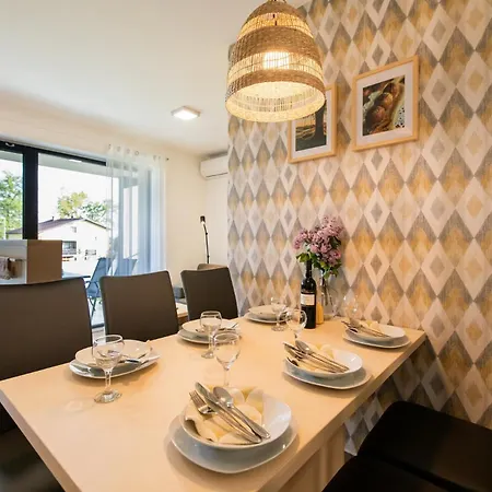 Apartma Apartmaji Banonia 